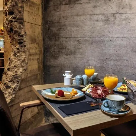 Ldb Con Desayuno Incluido, Wifi, A La 500 De La Playa Las Canteras