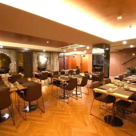 Ldb Con Desayuno Incluido, Wifi, A La 500 De La Playa Las Canteras * Las Palmas de Gran Canaria