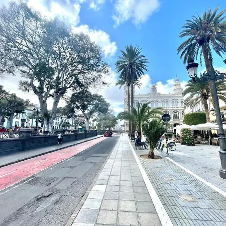 Ldb Con Desayuno Incluido, Wifi, A La 500 De La Playa Las Canteras *