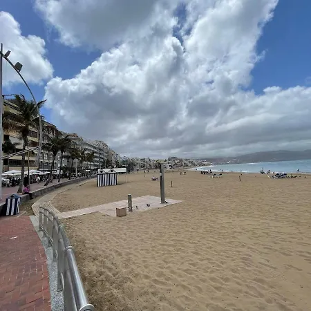 Ldb Con Desayuno Incluido, Wifi, A La 500 De La Playa Las Canteras *